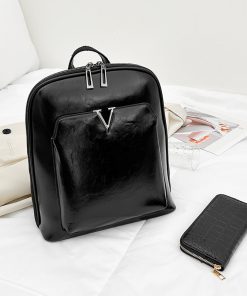 Pantent Leather Classic Flap Bag